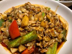 -新天明砂锅鱼头煲