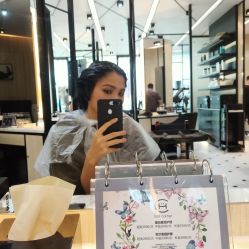 -HAIR CORNER