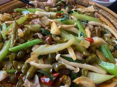 -老来福·非遗酸汤兔(凯旋路店)