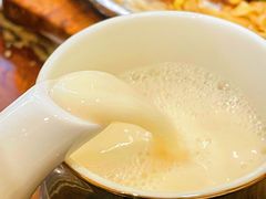 -清真·玛丽亚新疆菜主题餐厅(浙江中路店)