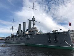 -阿芙乐尔号巡洋舰