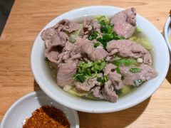 -全牛匠·乐山跷脚牛肉(新中关店)