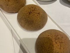 酥皮山楂叉烧包-粤域茶餐厅