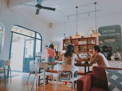 -彳亍咖啡·这里(水湾路店)