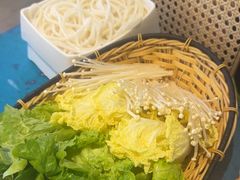 -鲜念蒸汽石锅鱼(红山6979店)