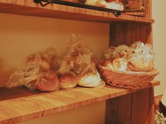 -沁屋面包店(人民东路店)