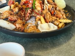 避风塘炒石岩蟹-79号渔船海鲜饭店(宝安店)