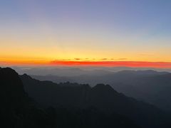 -黄山光明顶山庄