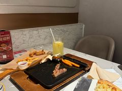 -必胜客(格尔木华兴店)