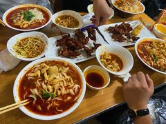 -鑫老字号山西刀削面(霞光街店)