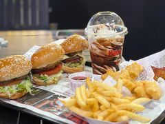 -The Habit Burger Grill 哈比特汉堡(爱琴海店)
