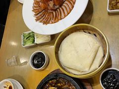 -褚记烤鸭·南京家常菜(雨花客厅店)