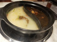 -亿诣蝎府炸酱面羊蝎子火锅(酷车小镇店)