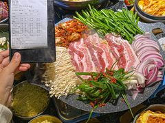 -红泥小火炉·东北泥炉烤肉(天一旗舰店)