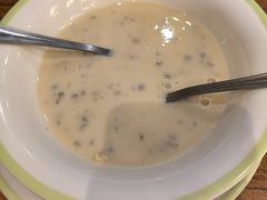 传统奶油蘑菇汤-萨莉亚意式餐厅(河东万达店)
