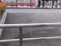 -虹桥火车站-停车场