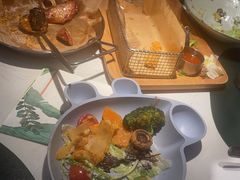 -ins森林童话餐厅coffee&bistro