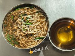 小碗瘦肉-正宗杨记普洱酸醋米线(总店)