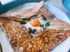 鸡蛋蘑菇熏肉荞麦可丽饼-RAC BAR(安福路店)