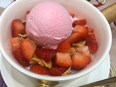 士多啤梨芒果捞河-甜心妈妈·榴莲星级糖水(北京路总店)