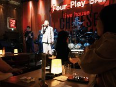 -FOUR PLAY BAR