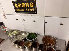 -文山荷鲜居(翠湖店)
