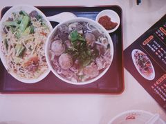 -飞厦老二手槌牛肉丸店