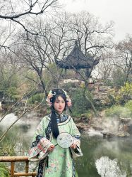-一揽芳华汉服旗袍体验馆(拙政园店)
