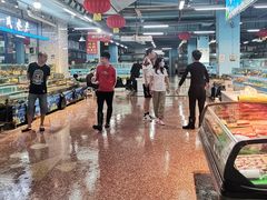 -渔人湾码头海鲜市场负二楼