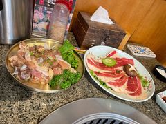 -梦山水日本烧肉(五四广场店)