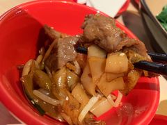 湿炒牛河-避风塘(宝山万达店)