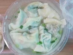 鲜虾大馄饨-珊珊小笼馆(仙霞路店)