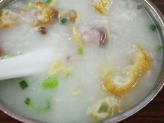 -陈老添美食店(宝华路店)