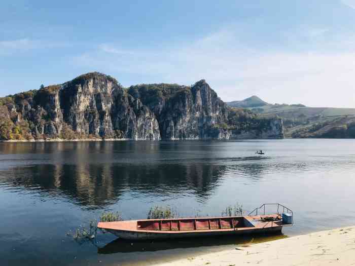 白山湖仁义风景区-"周末和朋友一起来这里玩,这里风景很美,湖.