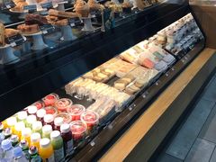 -星巴克(西安机场1店T3到达店)