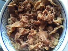 -吉野家(秀谷店)