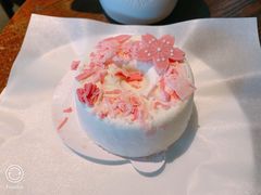 春樱莓莓蛋糕-星巴克(西藏路店)