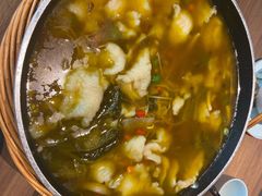 -有红鸡毛店·川菜(建设路店)