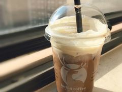 -瑞幸咖啡(新世界中心店)