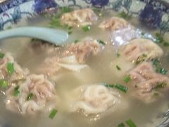 -老新隆牛肉锅贴(新街口店)
