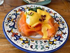 三文鱼班尼迪克-Alimentari早午餐(安福路店)