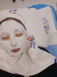 -靓芙泉专研痘痘肌