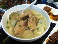 -小龙酒家(桂平路店)