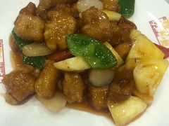 菠萝咕老肉-凤城礼记鱼翅海鲜酒家(新马路总店)