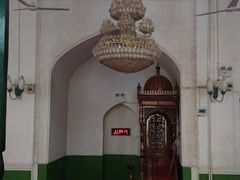 -艾提尕尔清真寺