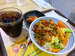 双骄鸡丁饭-吉野家(成都时代奥莱店)