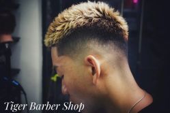 点击看大图 -TIGERBARBERSHOP 老虎男士理发店