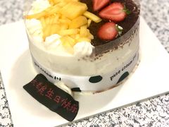 6寸黄桃双拼生日蛋糕-卡漫莫尼蛋糕(徐汇店)