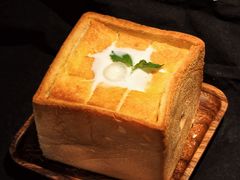 -江边城外烤全鱼(世茂广场店)