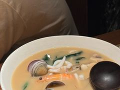 -荣家黄鱼面(前滩太古里店)